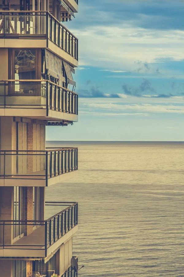 Trouver un appartement en centre-ville avec terrasse à Nice